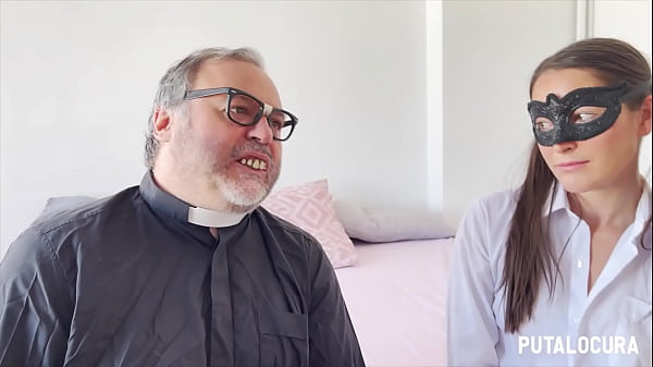 Image PutaLocura - La estudiante guarra Beth se confiesa follando duro con Padre Dami&aacute_n.