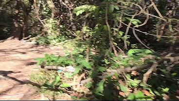 Image Pega&ccedil_&atilde_o no parque com v&aacute_rios homens que tavam passando por l&aacute_ P1