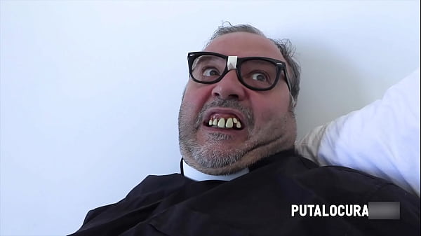 Image PutaLocura - La estudiante tetona Quetzal trag&aacute_ndose toda la lefa del Padre Dami&aacute_n
