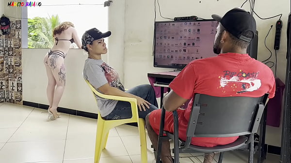 Image MIM DEIXOU SO EM CASA COM O AMIGO ROLUDO E EU NEM PEDIR TEMPO E J&Aacute_ FUI LOGO DAR PRA ELE