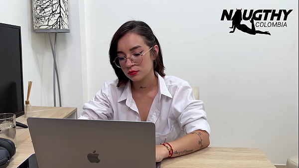 Image Secretary gets hot while texting with her girlfriend