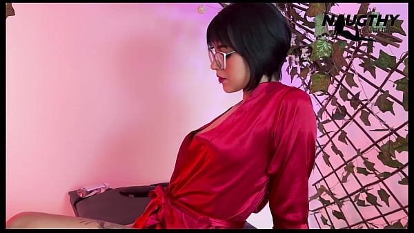 Image Delicious oil and masturbation show in the massage room