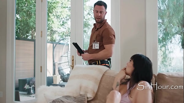 Image Cable Guy Has A Really Nice Antenna - Seth Vanessa Sky
