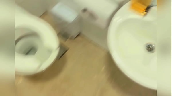 Image Middle Eastern guy gets long blowjob in a public toilet