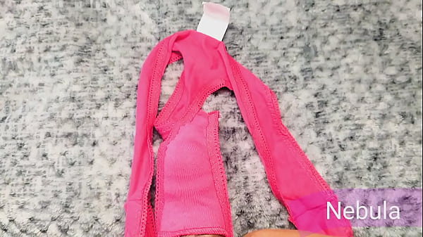 Image Me masturb&eacute_ con la tanga rosa de mi novia, solo la ha usado una vez