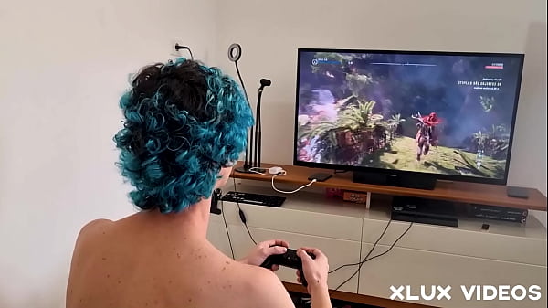 Image Seduzi o namorado da minha irm&atilde_ enquanto ele jogava videogame COMPLETO NO RED
