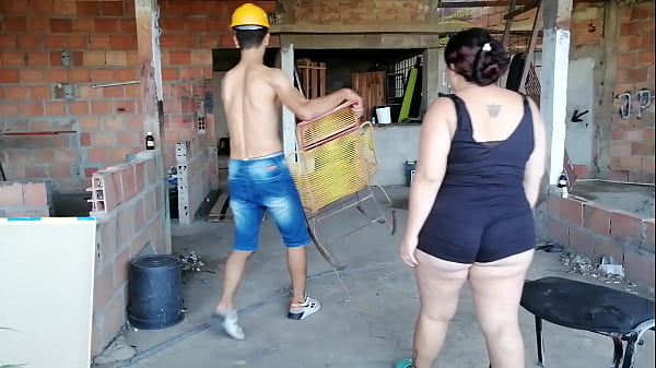 Image le orde&ntilde_o la polla a mi hermanastro con mi boca el se excita y me termina follando fuertemente