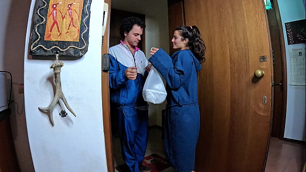 Image I convince the delivery guy to fuck me while my boyfriend is out with friends
