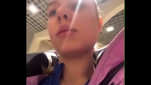 Image Blowjob in the public