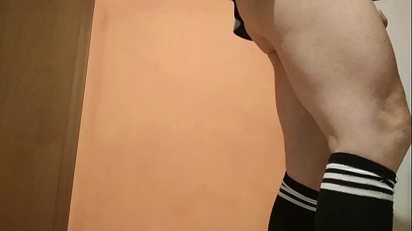 Image Bizarre anal insertions!