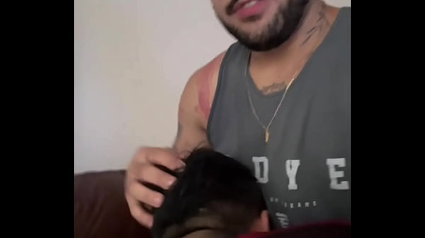 Image MAMANDO DOTADO ENQUANTO ELE JOGA VIDEO GAME part2