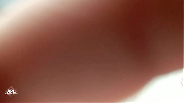 Image Le pido un masaje relajante a mi hijastro, pero el muy cachondo lo que hce es meterme la verga y llenarme de leche. PARTE 2