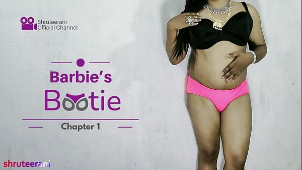 Image BARBIE'S BOOTIE CHAPTER 1 - SOLO INDIAN TRANS BIS ASS IN LINGERIE