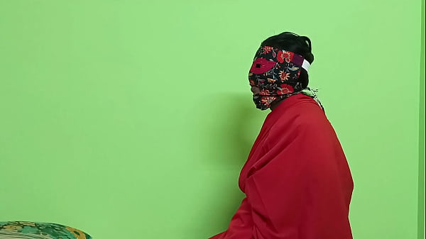 Image Black Indian housewife sucking anus