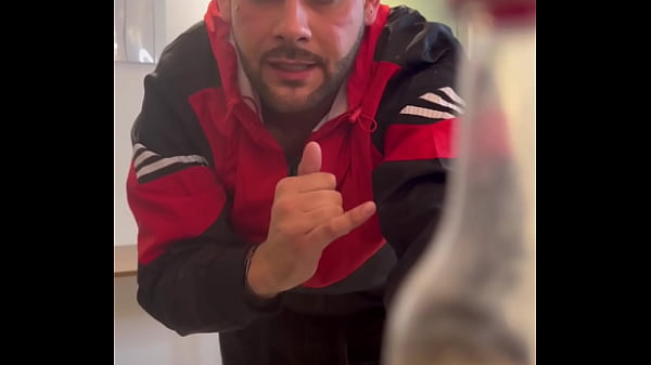 Image Deixei o viad0 me mamar por 100 pra ajudar a bater a meta do &iacute_food, pra tomar o m&eacute_