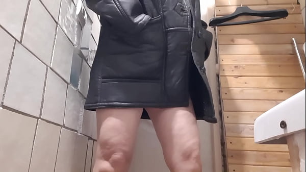 Image I hot masturbate in the sauna - Girls fly orgasm