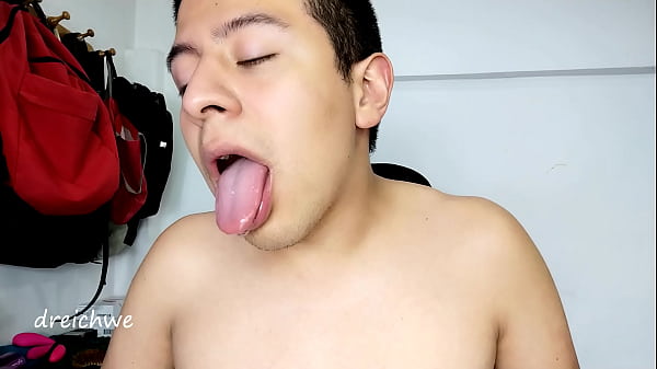 Image Salivando la toda la boca