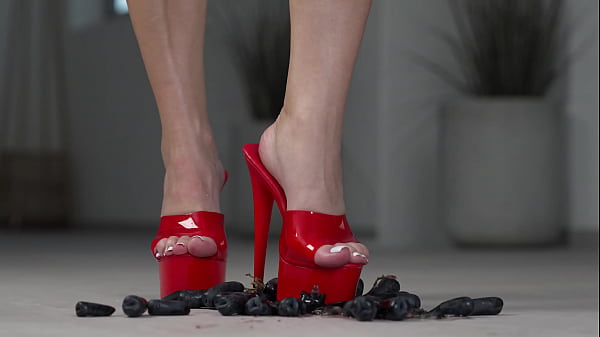 Image 4K HOT FOOTFETISH! Crushing fruits with bare feet and high heels!
