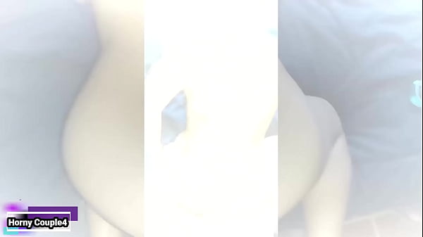 Image La novia de mi amigo me recibe con el culo abierto