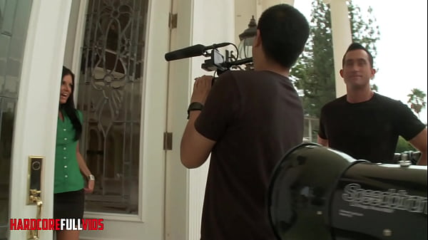 Image Milf Next Door Getting Fucked by a Lucky Neighbor