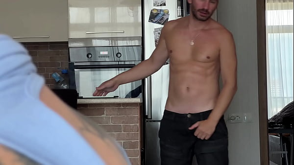 Image Morning workout turned into hot fucking with stepfather - fucked stepdaughter and her husband - bi threesome 3.98