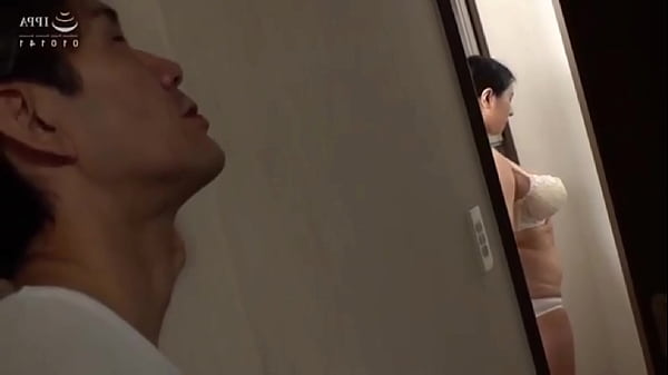 Image Hana Haruna enga&ntilde_a a su esposo con el amigo Sub Spa