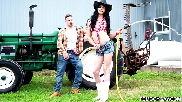 Image Femboy Gay is peak porn! I fucking LOVE country-girl femboy, Sydney! Dressed in cut-off denim and cowgirl-boots, Sydney is looking hot as fuck!