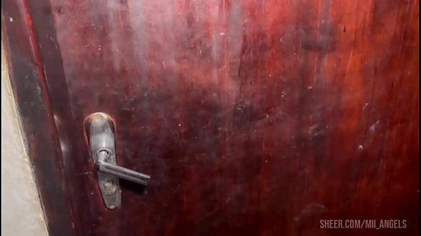 Image Putaria rola solta , o corno deu uma sa&iacute_da deixou a mina dele sozinha , quando chegou pegou n&oacute_s na orgia e entrou no meio
