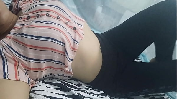 Image Stepsister and stepbrother record themselves having sex when the house is empty. That's why husbands shouldn't leave their wives alone at home for long periods.