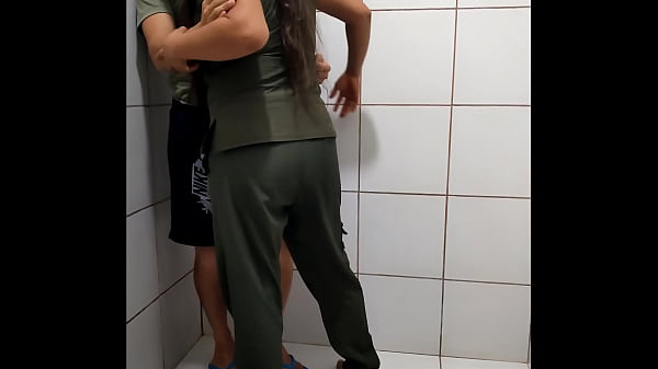 Image A FAN INVITED ME TO HIS BATHROOM TO RECORD US TOGETHER. AT FIRST WE JUST WANTED TO TAKE A SHOWER BUT IN THE END WE HAD SEX