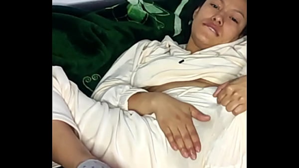 Image AMATEUR STARTS HER DAY WITH A GOOD SQUIRT HERE ON XVIDEOS 2024