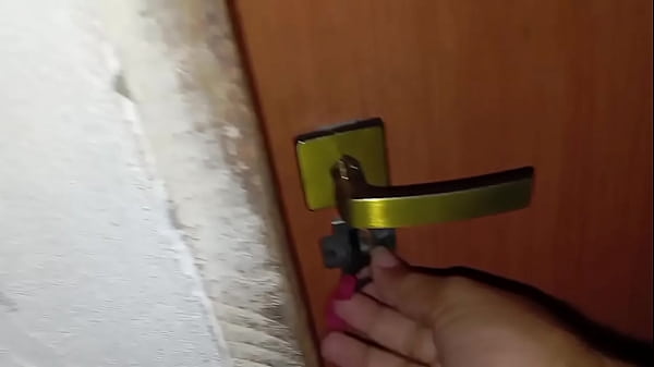 Image Metendo plug anal no cuzinho da tia crente evang&eacute_lica da ccb