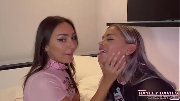 Image Hayley Davis and Sisi Rose