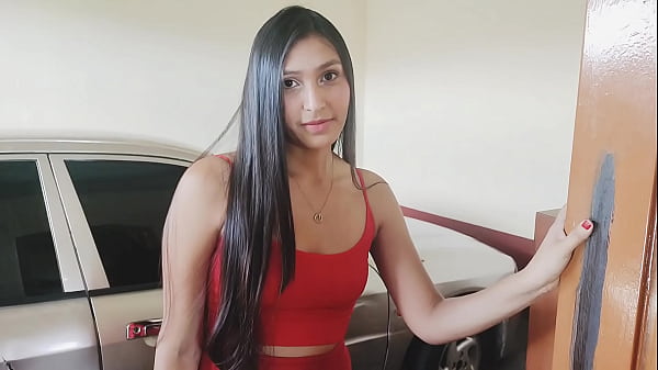 Image vecina bien caliente viene a buscar caf&eacute_ y recibe una cogida de su vecino