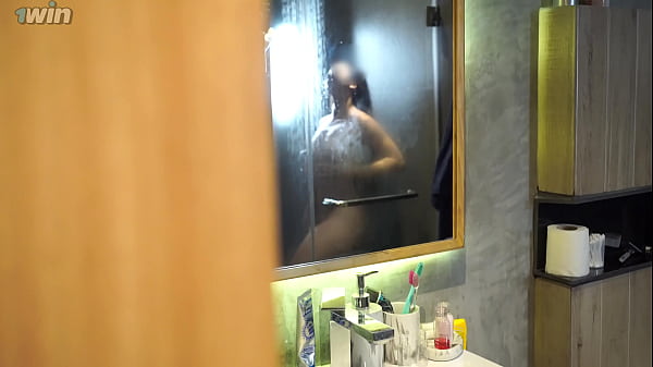 Image StepMom Invite Me To The Shower, Thanks God , That Dad Didnot See