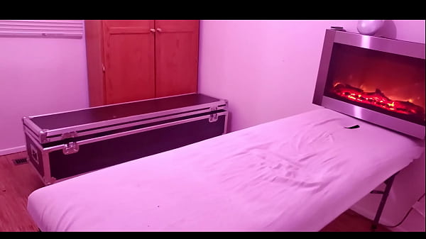 Image Giving Robotic Sexy Doll A Deep Sensual Massage!