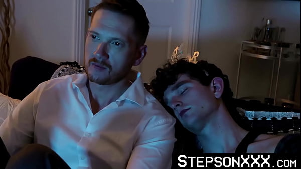 Image StepsonXXX.com - Brody Kayman & Canyon Cole - Barebacking this twink Canyon Cole until he ejects hot cum to his slim body