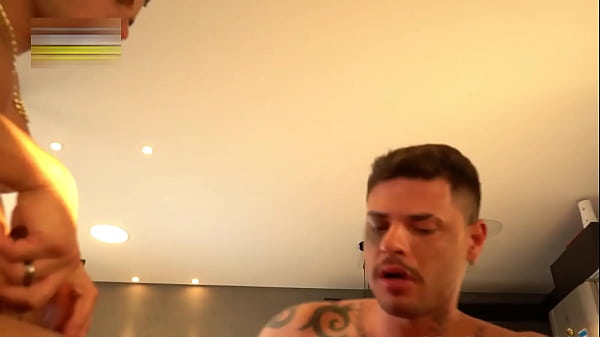 Image Amigo foi assaltado e levei ele pra casa. Cuidei dele direitinho, dei rola e leite pra ele melhorar. Parte I