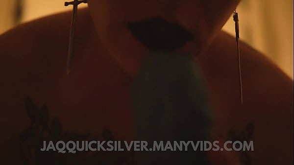 Image Gothic ftm vampire slimed by alien cock - Jaq Quicksilver - Androgynous monster fucks itself with alien dildo that generates loads of slimy cum - big clit, ftm, non-binary, wet and messy, fangs, muscles