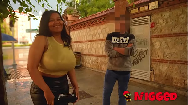 Image GIANT TITS Vs small head! Guy can't believe how lucky he is with Jennifer Dominic