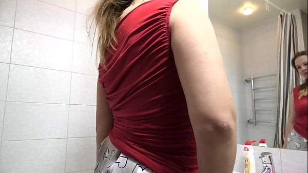 Image I love shaving my pussy in the shower