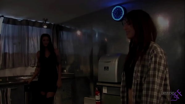 Image Lezzie BFF - A Teen Lesbian his Fucked on the Counter by her Step Mom