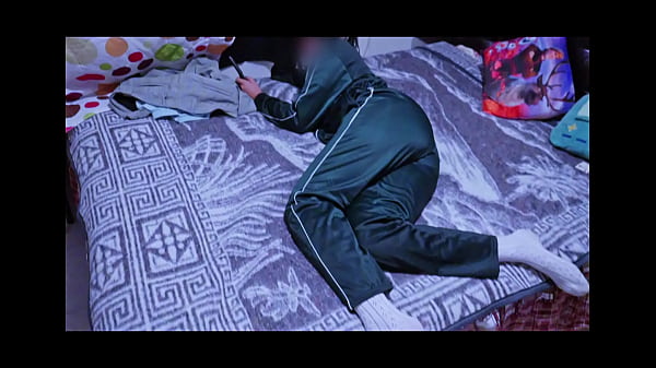 Image VIDEO CASERO ANAL a Jovencita Estudiante Mexicana en su cuarto! Le abren el CULO a la morrita con el uniforme de deportes saliendo de la escuela! HD