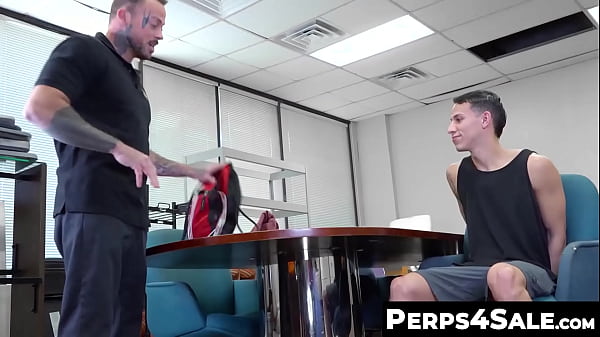 Image Perps4Sale.com - Sean Duran & Des Irez - Inked gay stud Dez Irez rides hunk officer Sean Duran dick