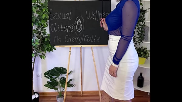 Image HOT MILF TEACHING WHAT CLITORIS IS