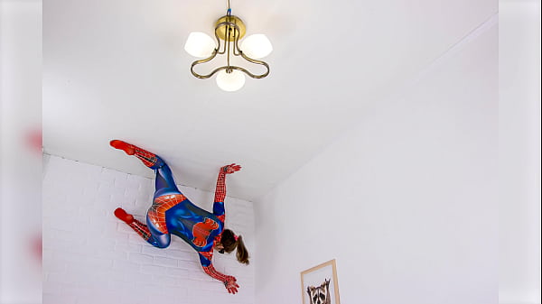 Image SPIDER BITCH CAUGHT RED-HANDED