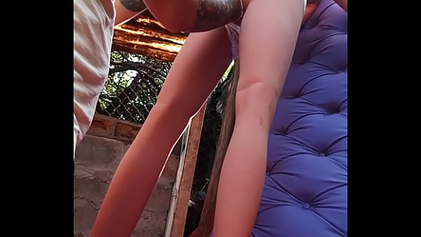 Image magrela dano o cu ( sex toy )