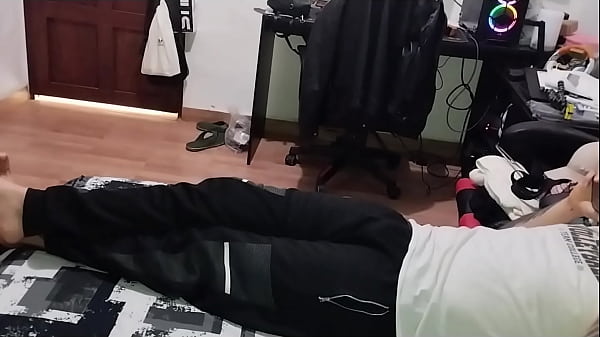 Image La mujer de mi mejor amigo me confunde y me chupa toda la verga (se traga la leche)