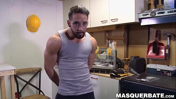 Image Sexy handyman Zack Lemec drills fleshlight after jerking off
