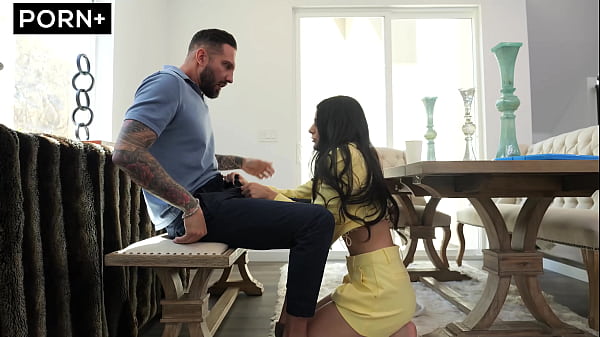 Image Lucky Deal! Client Buys Home That Comes With Latina Pussy!